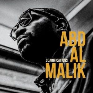 Trés Grosse claque ! le nouveau morceau de Abd Al Malik qui rend hommage a Daniel Darc un rap fort, beau, poètique, magnifique, Ha si tu savais la taille de mon âme , titre qui va surement faire le buzz s'il pouvait juste faire revenir DD de la haut désespérément je suis le roi du ROCK !