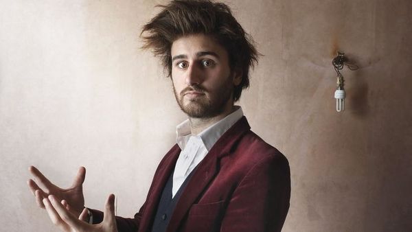 Ce gars est énorme, il joue du clavecin comme personne, il s'appelle jean Rondeau et a 24 ans il redonne ses lettres de noblesse a cet instrument oublié écoutez vous verrez !
