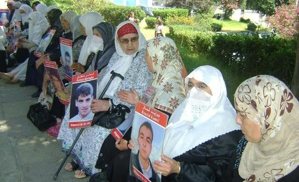 Algérie : Nouvelles manifestation des familles des disparues