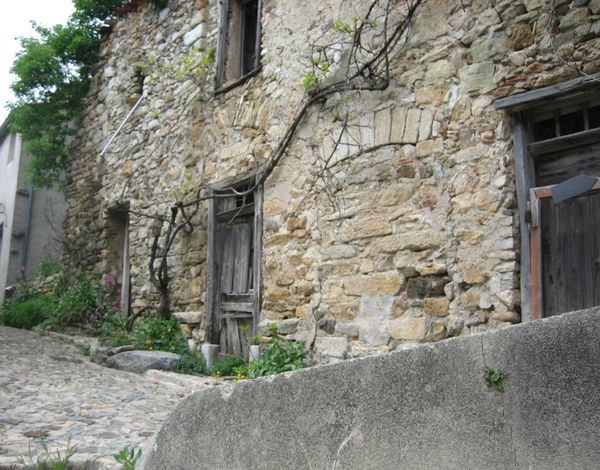 Termes, château et village