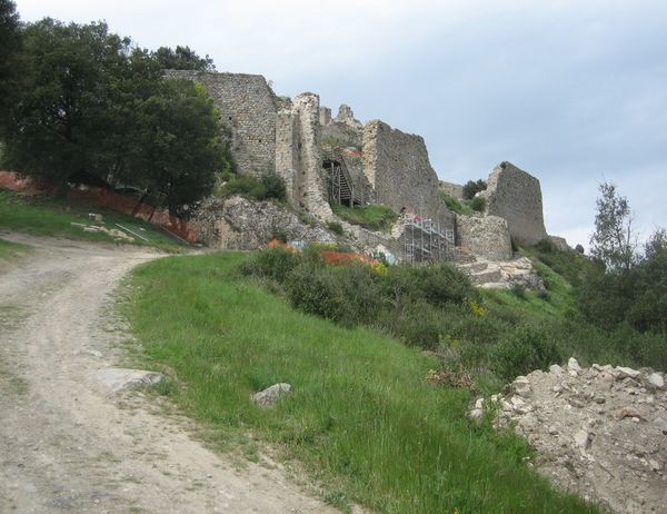 Termes, château et village