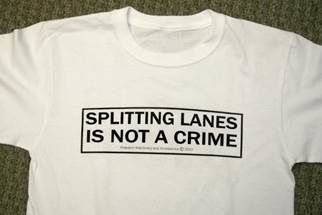Lane splitting is no a crime