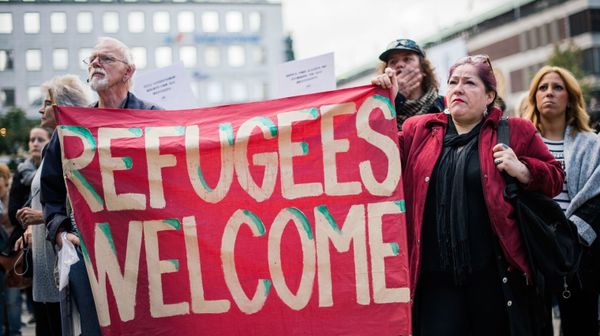 Britio : manifestacio en Londono, subtene al la rifuĝintoj
