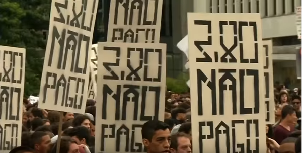 Brazilo : manifestacio degeneras en San-Paŭlo