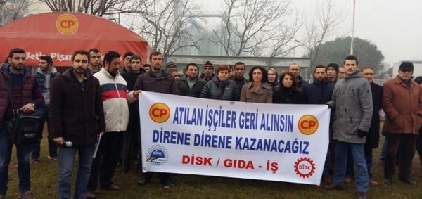 Turkio : Labourstart Kampanjo : La laboristoj de CP Chicken batalas kontraŭ salajraj malaltigoj