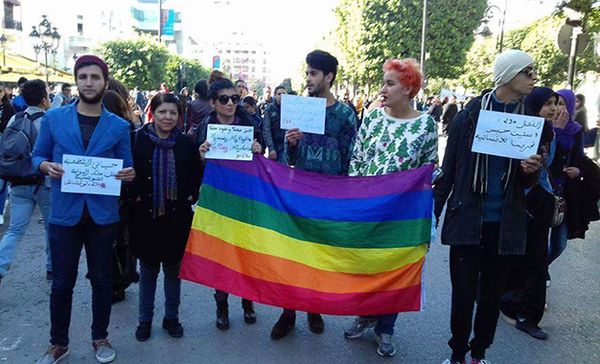 Foto : La tunizia asocio Ŝams, kiu luktas favore al la rajtoj de seksaj malplimultoj en Tunizio. © Sipa