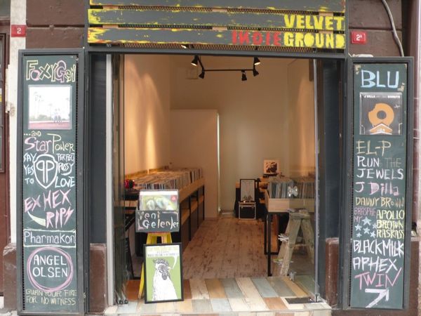 Velvet IndieGround en Istanbulo