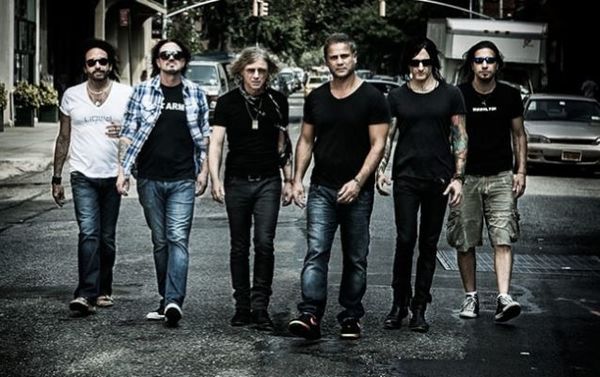 The Dead Daisies se rendra à Cuba lors d'un échange culturel
