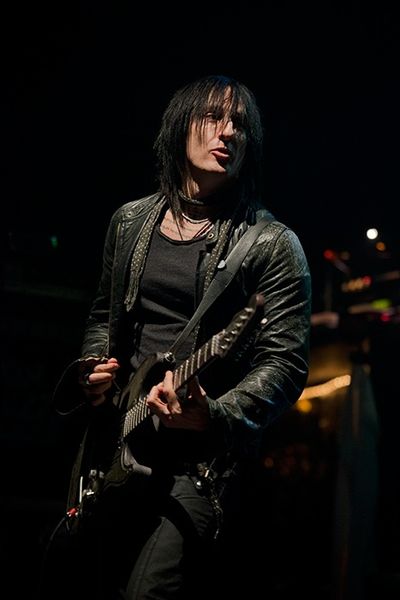 Richard Fortus s'exprime sur le nouvel album des Guns N' Roses