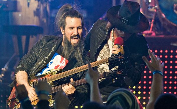Ron "Bumblefoot" Thal : la confirmation du départ ?