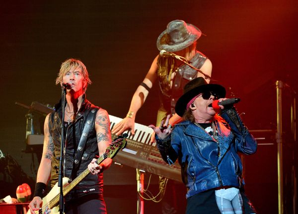 Guns N' Roses remercient sarcastiquement tous ceux qui ont participé à la reformation du groupe