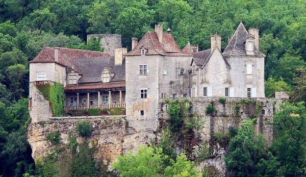 Mercredi 2 septembre : Découverte du château de Cénevières et du ciel étoilé.
