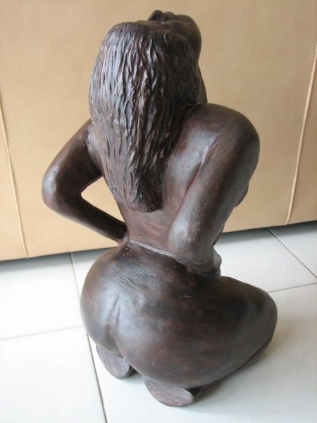AU FEMININ