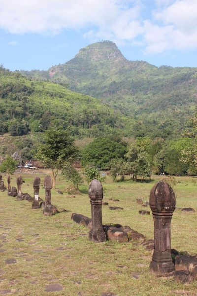 Au fil du mékong (8) : Le temple de la Montagne....