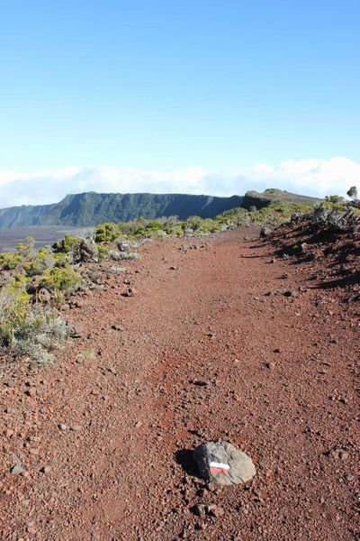 Seuls face au volcan...