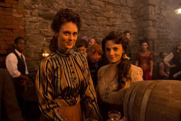 Sarah Mitich et Georgina Reilly