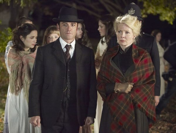 Yannick Bisson est l'inspecteur Murdoch