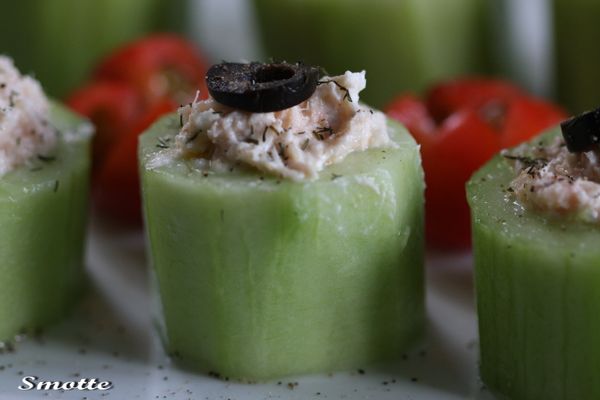 Concombres farcis au saumon