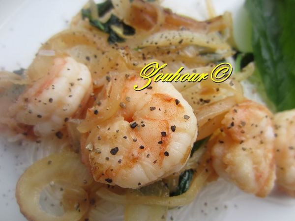 Crevettes au basilic thaï