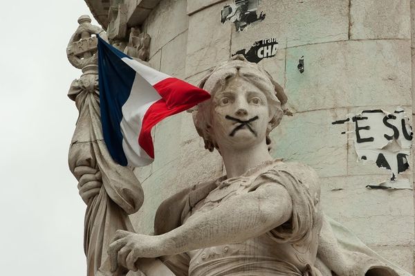 Pour que vive les libertés démocratiques,