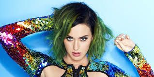 Katy Perry w/ #THISISHOWWEDO