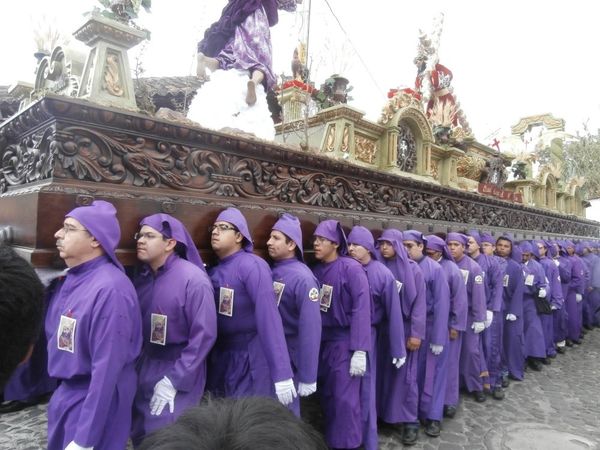 La Semaine Sainte à Antigua Guatemala