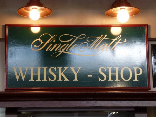 Focus sur la boutique Single Malt Whisky Shop (Geel)