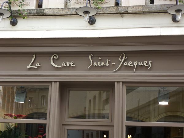 Focus sur la boutique La Cave Saint-Jacques (Tournai)
