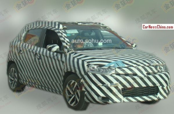 SPY SHOTS CITROEN C-XR