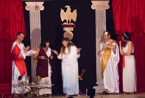 La troupe "Ca jette sept" a amusé les 120 spectateurs