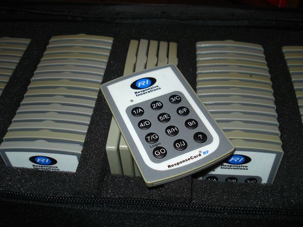 103 boitiers de vote RF-01 pour 1000 euros