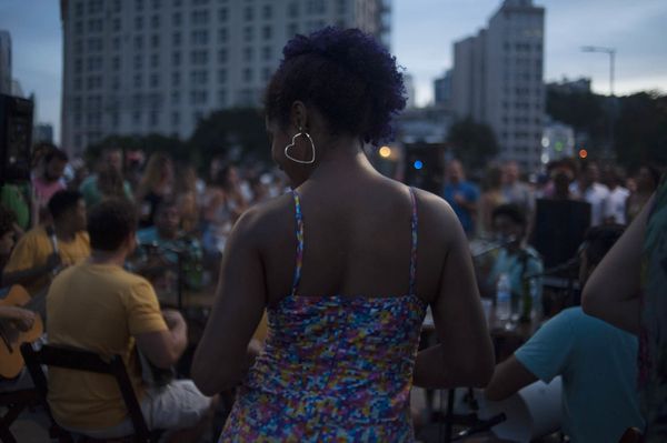 Praça Maua, sur un air de bloco