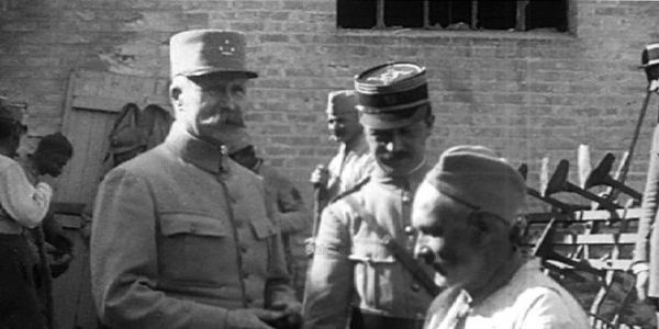 IL Y A 100 ANS, VERDUN : HONNEUR À PÉTAIN ET À SES POILUS !