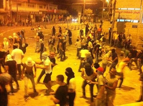 Au moins 170 Palestiniens blessés dans des affrontements à Jérusalem-Est.