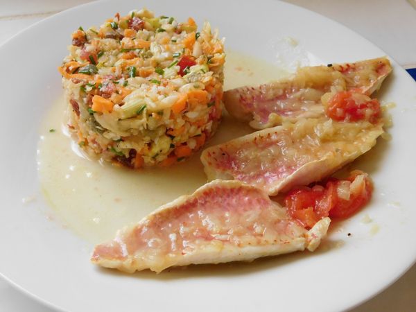 FILETS DE ROUGETS SAUCE MARINE, TARTARE PROVENÇAL