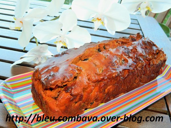 Cake à la Tomate-Ricotta, Chorizo, Aubergines et Olives Noires