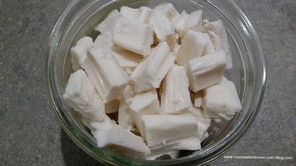 Dentifrice solide en unidose à l'huile de coco