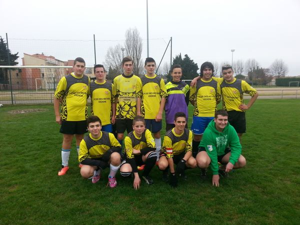 LES CHAMPIONS DU VAUCLUSE FOOT CADET
