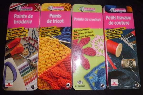 Petits Livres Utiles: Points de crochet / Little Usefull Books: Points de crochets