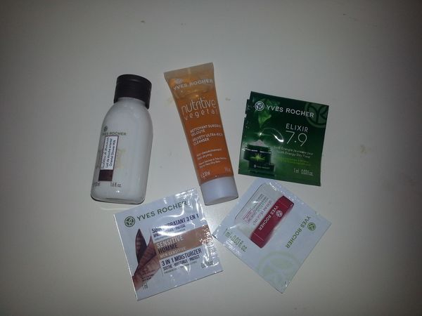Petite commande Yves Rocher ( édition limitée vanille d'or...)