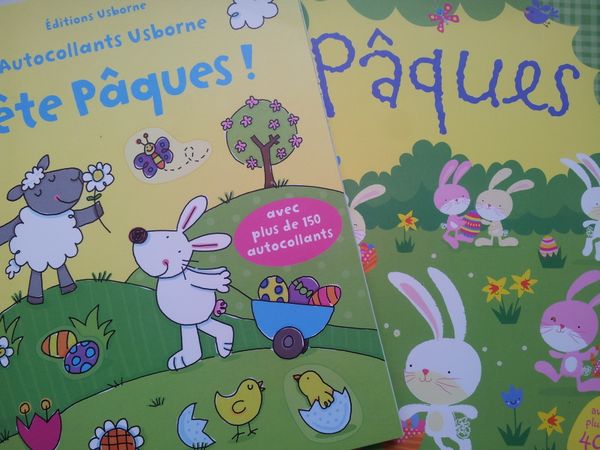 Jouer et découvrir# 15 – Activités de Pâques avec les autocollants Usborne.