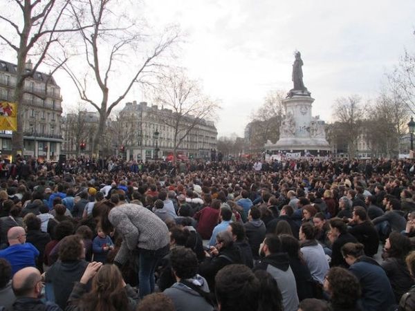 Nuit debout : de plus en plus de monde pour inventer la démocratie