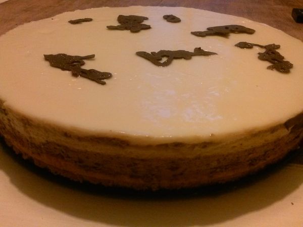 bavarois mousse caramel au beurre salé, mousse chocolat lait et miroir au chocolat blanc