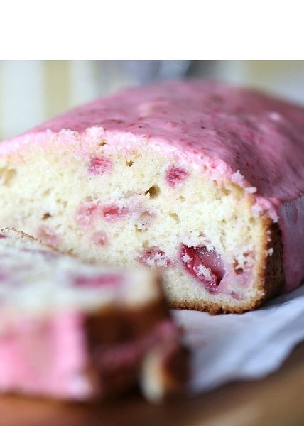 Cake strawberry avec glaçage