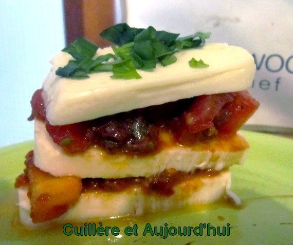 Millefeuilles aux 2 tomates et basilic