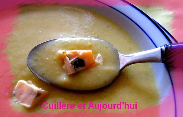 Soupe de courgette au bleu