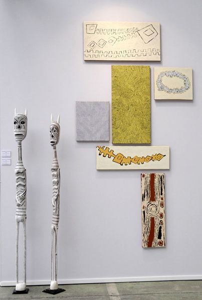 Les photographies du stand A2 dédié à l'art aborigène, Art Paris Art Fair 205, Grand Palais, Paris