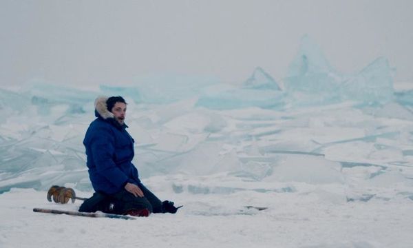 Dans les forêts de Sibérie, le film poignant avec Raphaël Personnaz