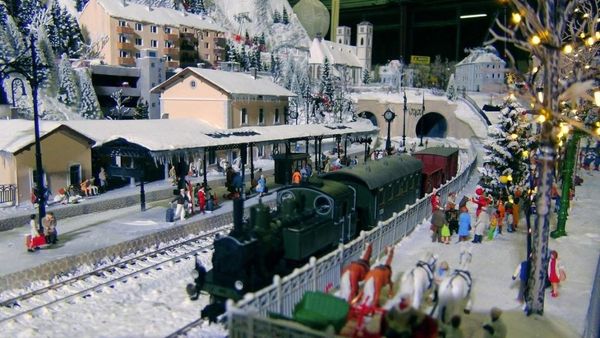 France Live: Lyon, 7 raisons d’aimer déjà 2016 dont Mini World Lyon