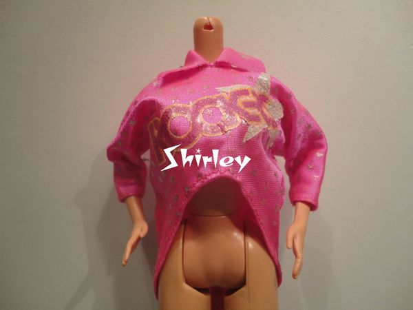 VÊTEMENTS BARBIE 1985